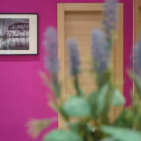 Pensión Seaview In The Center By Wonderful Italy