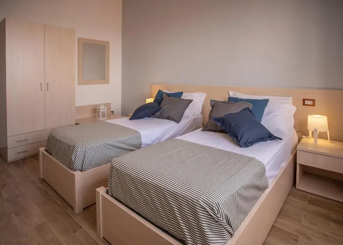 Seaview In The Center By Wonderful Italy 3* 切法卢