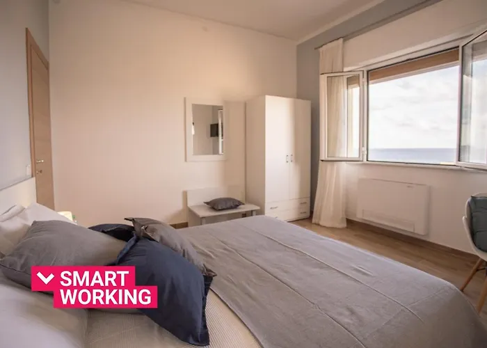 Гостьовий будинок Seaview In The Center By Wonderful Italy Чефалу