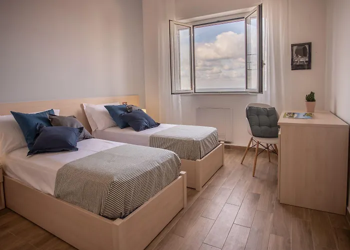 Гостьовий будинок Seaview In The Center By Wonderful Italy Чефалу